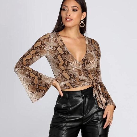 Windsor Snakeskin Print Wrap Top Women’s Small Bell Sleeve Tie Front - Picture 1 of 7